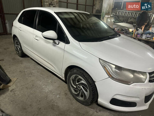 Білий Сітроен С4, об'ємом двигуна 0 л та пробігом 240 тис. км за 4200 $, фото 1 на Automoto.ua