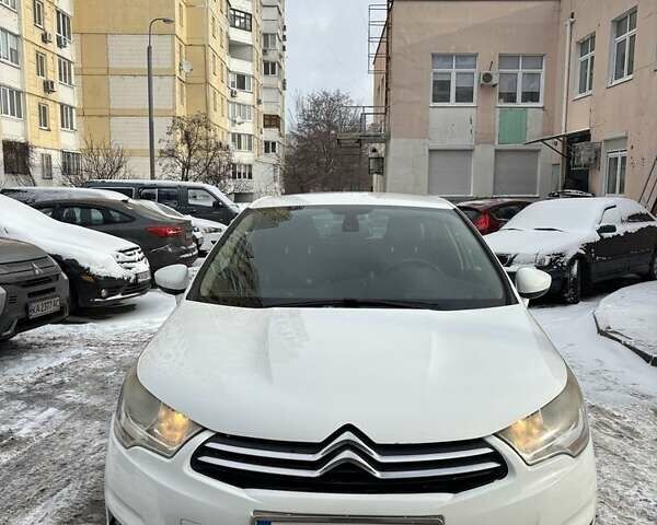 Білий Сітроен С4, об'ємом двигуна 1.6 л та пробігом 229 тис. км за 7700 $, фото 1 на Automoto.ua