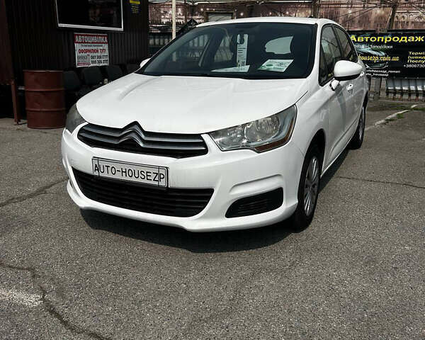 Белый Ситроен С4, объемом двигателя 1.6 л и пробегом 191 тыс. км за 6999 $, фото 1 на Automoto.ua
