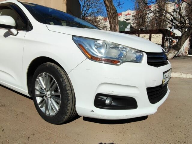 Белый Ситроен С4, объемом двигателя 0 л и пробегом 135 тыс. км за 7800 $, фото 1 на Automoto.ua