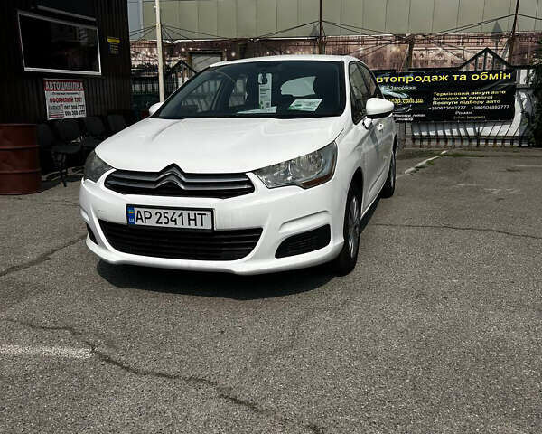 Ситроен С4 2013 в Запорожье на Automoto.ua Белый Ситроен С4, объемом двигателя 1.6 л и пробегом 189 тыс. км за 8100 $, фото 1 на Automoto.ua