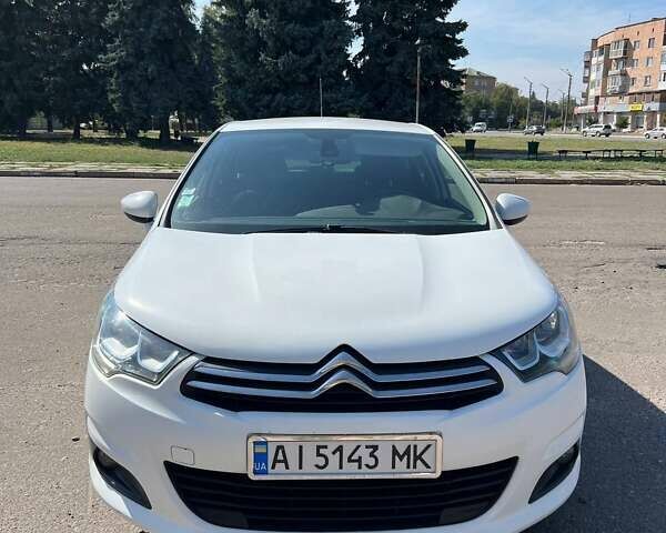 Белый Ситроен С4, объемом двигателя 1.56 л и пробегом 267 тыс. км за 8400 $, фото 1 на Automoto.ua