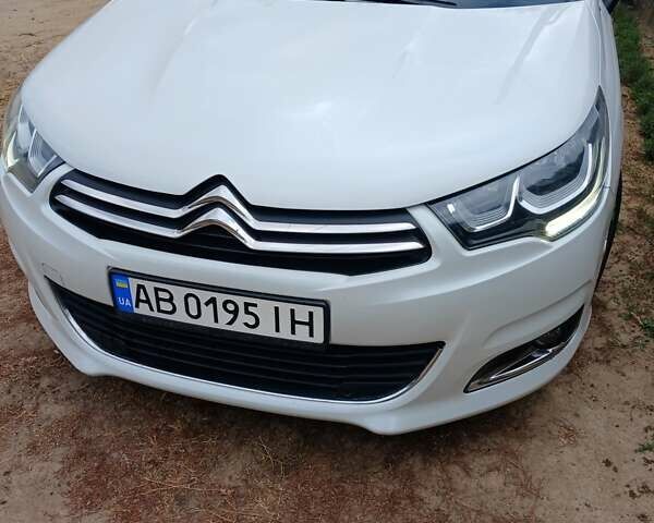 Білий Сітроен С4, об'ємом двигуна 1.56 л та пробігом 202 тис. км за 11000 $, фото 1 на Automoto.ua