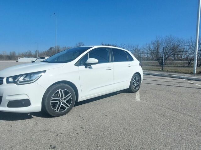 Білий Сітроен С4, об'ємом двигуна 1.56 л та пробігом 119 тис. км за 11500 $, фото 1 на Automoto.ua