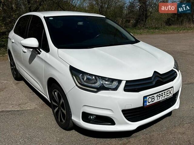 Белый Ситроен С4, объемом двигателя 1.6 л и пробегом 224 тыс. км за 10500 $, фото 1 на Automoto.ua