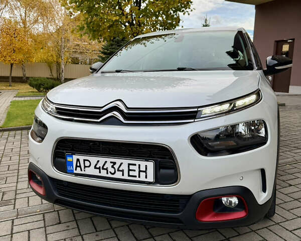 Ситроен С4 2020 в Запорожье на Automoto.ua Белый Ситроен С4, объемом двигателя 1.5 л и пробегом 75 тыс. км за 16400 $, фото 1 на Automoto.ua