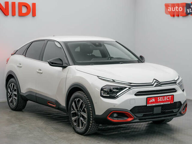 Білий Сітроен С4, об'ємом двигуна 1.2 л та пробігом 10 тис. км за 22585 $, фото 1 на Automoto.ua