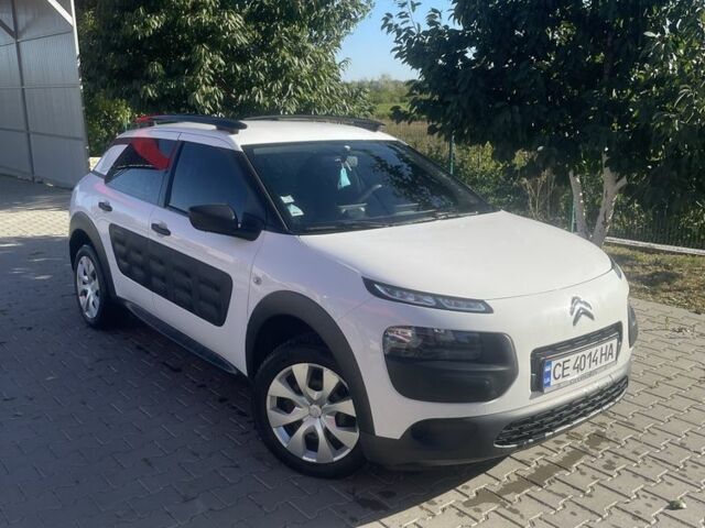Белый Ситроен С4, объемом двигателя 1.6 л и пробегом 265 тыс. км за 10999 $, фото 1 на Automoto.ua