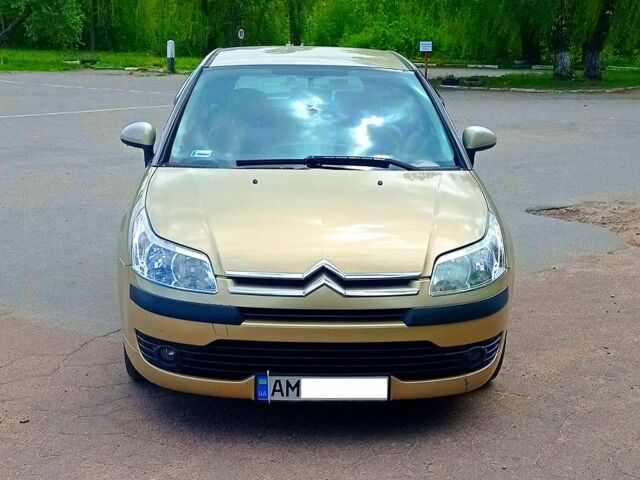 Бежевый Ситроен С4, объемом двигателя 1.6 л и пробегом 186 тыс. км за 4500 $, фото 1 на Automoto.ua