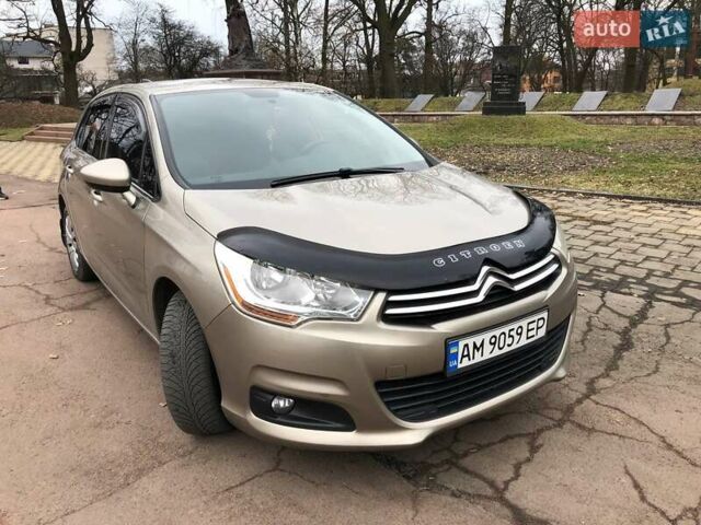 Бежевый Ситроен С4, объемом двигателя 1.6 л и пробегом 183 тыс. км за 7200 $, фото 1 на Automoto.ua