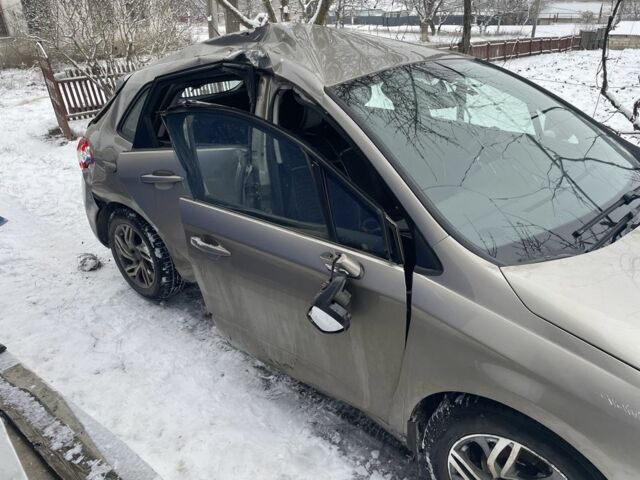 Бежевий Сітроен С4, об'ємом двигуна 1.6 л та пробігом 220 тис. км за 4000 $, фото 1 на Automoto.ua