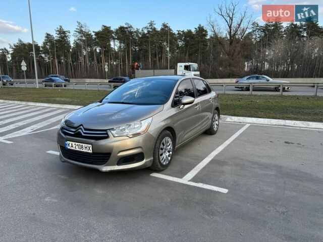 Бежевый Ситроен С4, объемом двигателя 1.59 л и пробегом 193 тыс. км за 7500 $, фото 1 на Automoto.ua