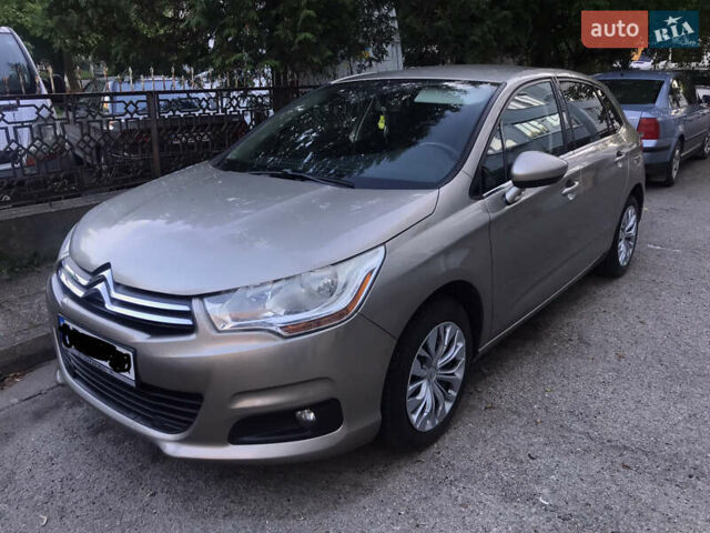 Бежевый Ситроен С4, объемом двигателя 1.6 л и пробегом 174 тыс. км за 7800 $, фото 1 на Automoto.ua