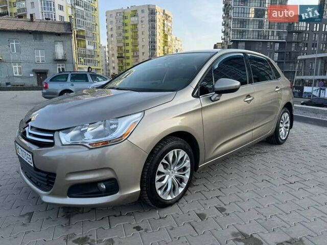 Бежевый Ситроен С4, объемом двигателя 1.59 л и пробегом 141 тыс. км за 7500 $, фото 1 на Automoto.ua