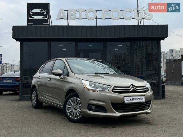 Бежевый Ситроен С4, объемом двигателя 1.6 л и пробегом 214 тыс. км за 6790 $, фото 1 на Automoto.ua