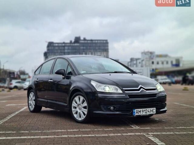 Черный Ситроен С4, объемом двигателя 2 л и пробегом 245 тыс. км за 4450 $, фото 1 на Automoto.ua