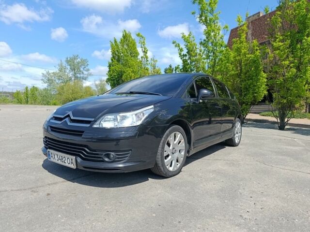 Черный Ситроен С4, объемом двигателя 1.6 л и пробегом 328 тыс. км за 4500 $, фото 1 на Automoto.ua