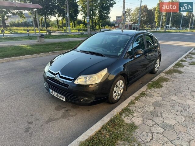 Черный Ситроен С4, объемом двигателя 1.6 л и пробегом 230 тыс. км за 3500 $, фото 1 на Automoto.ua