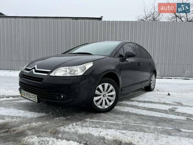 Черный Ситроен С4, объемом двигателя 1.59 л и пробегом 170 тыс. км за 3500 $, фото 1 на Automoto.ua