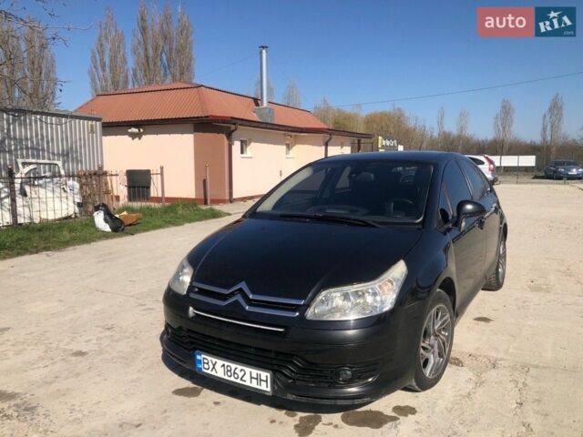Черный Ситроен С4, объемом двигателя 2 л и пробегом 359 тыс. км за 3900 $, фото 1 на Automoto.ua