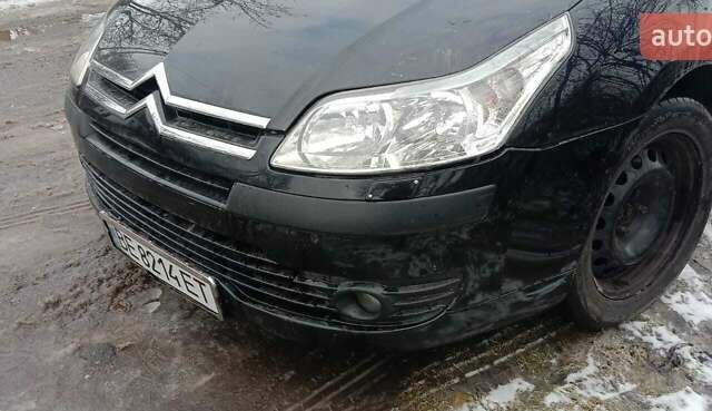 Черный Ситроен С4, объемом двигателя 1.6 л и пробегом 126 тыс. км за 4950 $, фото 1 на Automoto.ua