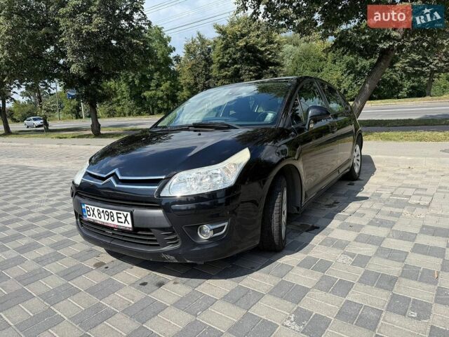 Черный Ситроен С4, объемом двигателя 1.6 л и пробегом 270 тыс. км за 4700 $, фото 1 на Automoto.ua