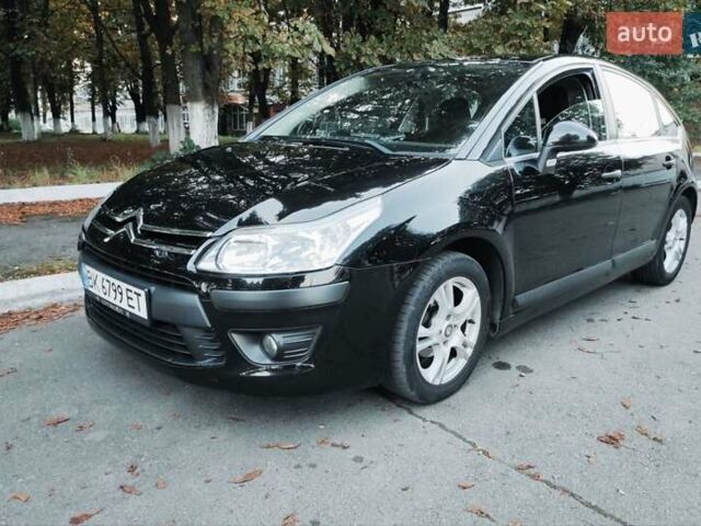 Черный Ситроен С4, объемом двигателя 1.6 л и пробегом 220 тыс. км за 3300 $, фото 1 на Automoto.ua
