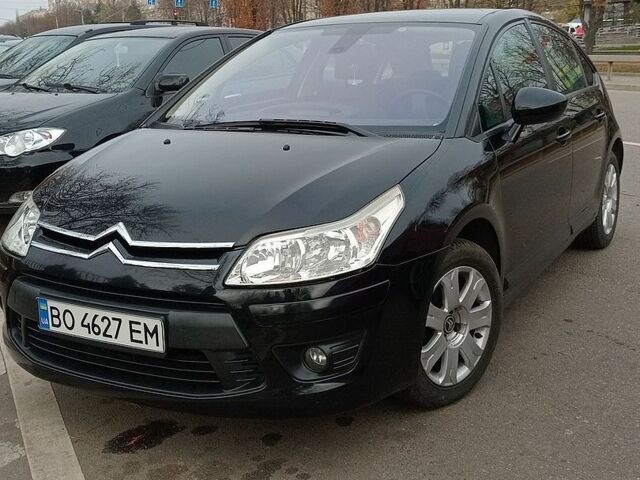 Чорний Сітроен С4, об'ємом двигуна 1.36 л та пробігом 163 тис. км за 4300 $, фото 1 на Automoto.ua