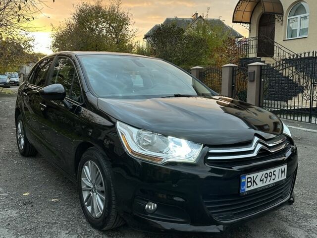 Чорний Сітроен С4, об'ємом двигуна 1.6 л та пробігом 294 тис. км за 6100 $, фото 1 на Automoto.ua