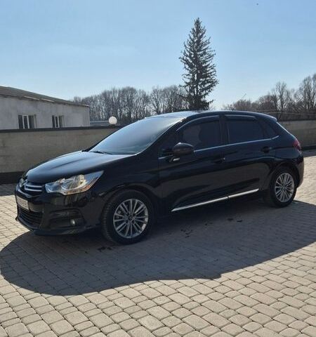 Черный Ситроен С4, объемом двигателя 1.6 л и пробегом 284 тыс. км за 6800 $, фото 1 на Automoto.ua