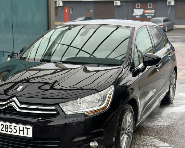 Черный Ситроен С4, объемом двигателя 1.6 л и пробегом 161 тыс. км за 7400 $, фото 1 на Automoto.ua