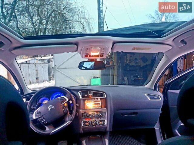 Чорний Сітроен С4, об'ємом двигуна 1.6 л та пробігом 250 тис. км за 7000 $, фото 1 на Automoto.ua