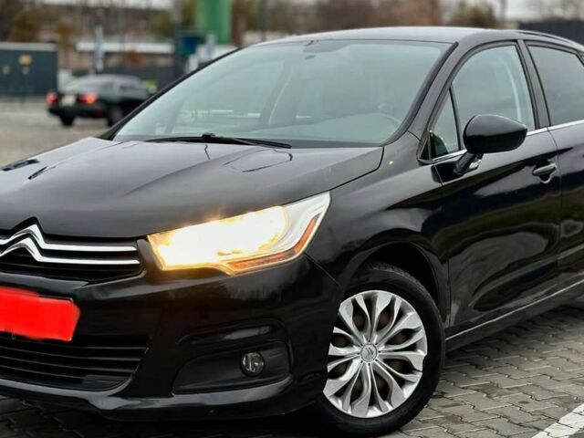 Черный Ситроен С4, объемом двигателя 1.6 л и пробегом 110 тыс. км за 6500 $, фото 1 на Automoto.ua