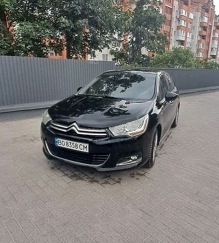 Черный Ситроен С4, объемом двигателя 1.56 л и пробегом 225 тыс. км за 7200 $, фото 1 на Automoto.ua