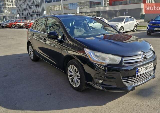 Черный Ситроен С4, объемом двигателя 1.6 л и пробегом 197 тыс. км за 7200 $, фото 1 на Automoto.ua