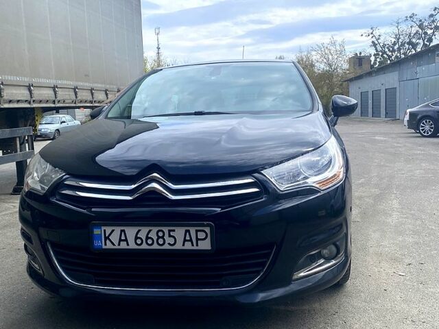 Черный Ситроен С4, объемом двигателя 1.6 л и пробегом 176 тыс. км за 8000 $, фото 1 на Automoto.ua