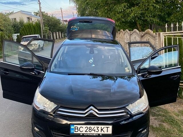 Черный Ситроен С4, объемом двигателя 1.56 л и пробегом 247 тыс. км за 6700 $, фото 1 на Automoto.ua