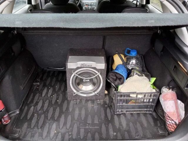 Чорний Сітроен С4, об'ємом двигуна 1.6 л та пробігом 0 тис. км за 7000 $, фото 1 на Automoto.ua