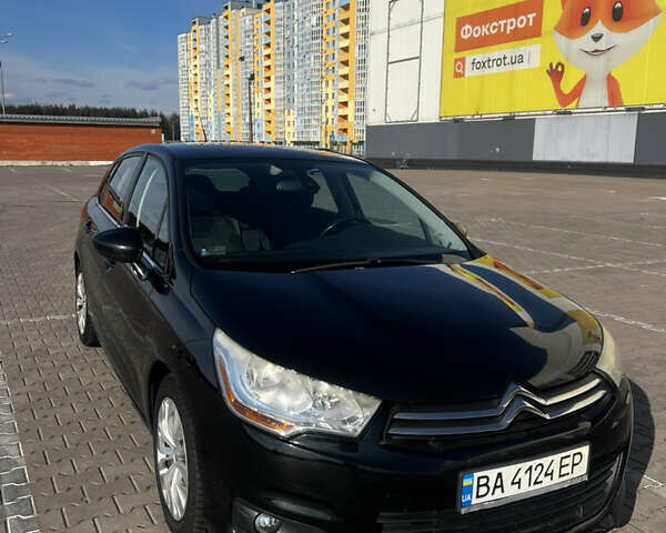 Черный Ситроен С4, объемом двигателя 1.6 л и пробегом 230 тыс. км за 7700 $, фото 1 на Automoto.ua