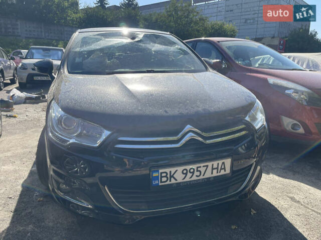 Черный Ситроен С4, объемом двигателя 1.6 л и пробегом 252 тыс. км за 5000 $, фото 1 на Automoto.ua