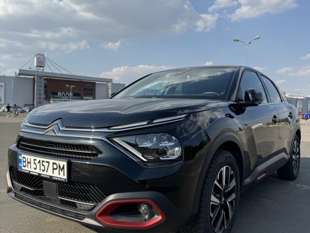 Чорний Сітроен С4, об'ємом двигуна 1.2 л та пробігом 50 тис. км за 21500 $, фото 1 на Automoto.ua