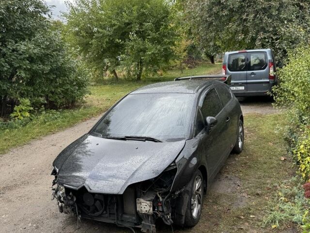 Чорний Сітроен С4, об'ємом двигуна 2 л та пробігом 180 тис. км за 2600 $, фото 1 на Automoto.ua