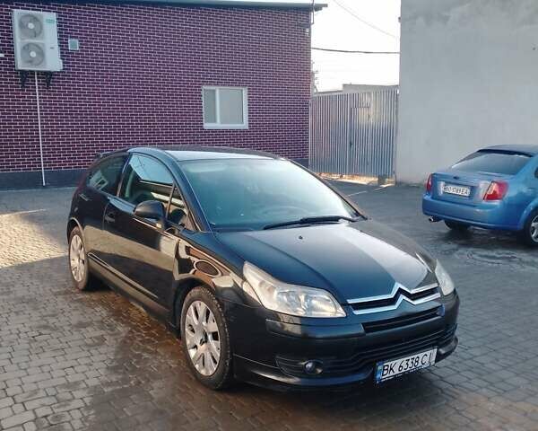 Черный Ситроен С4, объемом двигателя 1.6 л и пробегом 212 тыс. км за 3500 $, фото 1 на Automoto.ua