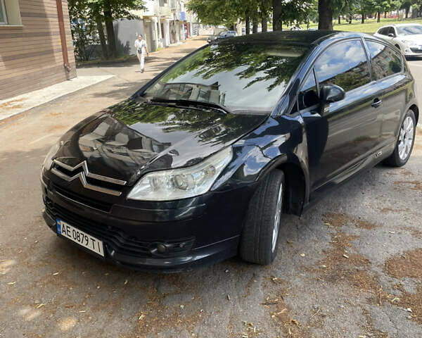 Черный Ситроен С4, объемом двигателя 2 л и пробегом 356 тыс. км за 3500 $, фото 1 на Automoto.ua