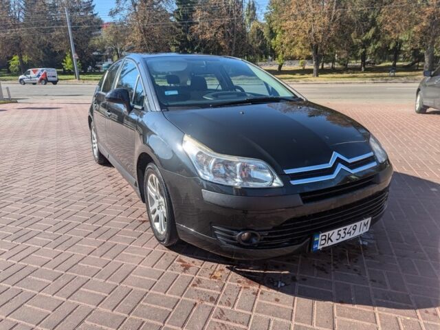 Черный Ситроен С4, объемом двигателя 0 л и пробегом 294 тыс. км за 2500 $, фото 1 на Automoto.ua