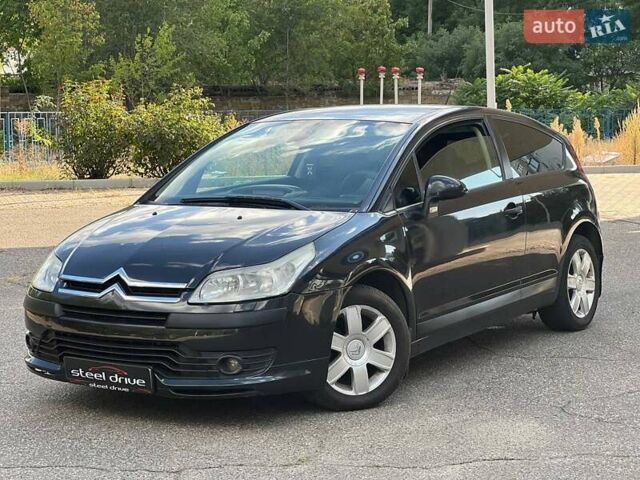 Черный Ситроен С4, объемом двигателя 1.6 л и пробегом 171 тыс. км за 4499 $, фото 1 на Automoto.ua