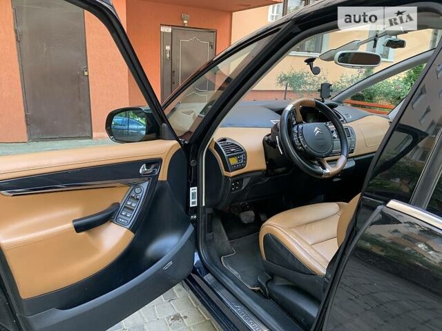 Чорний Сітроен С4, об'ємом двигуна 2 л та пробігом 322 тис. км за 5900 $, фото 1 на Automoto.ua