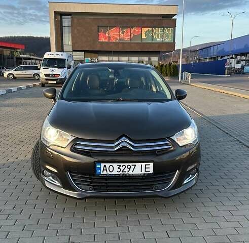 Коричневый Ситроен С4, объемом двигателя 1.6 л и пробегом 220 тыс. км за 7100 $, фото 1 на Automoto.ua