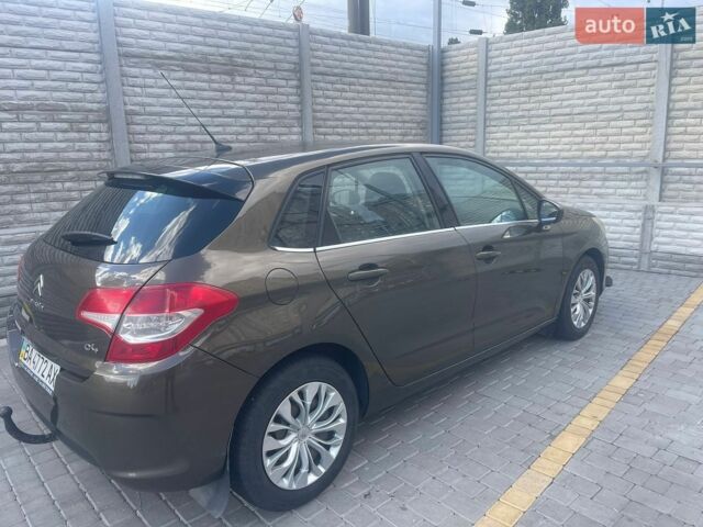 Коричневий Сітроен С4, об'ємом двигуна 1.56 л та пробігом 245 тис. км за 5500 $, фото 1 на Automoto.ua