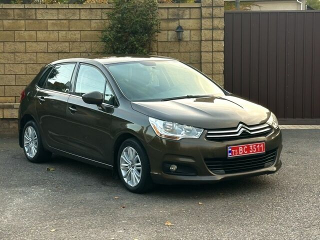 Коричневый Ситроен С4, объемом двигателя 1.6 л и пробегом 250 тыс. км за 6400 $, фото 1 на Automoto.ua